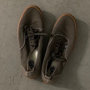 Vans Men's Brown Canvas Sneakers